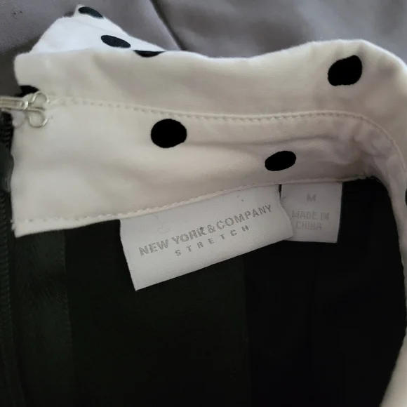 New York & Co | Black/White Polka Dot Puff Sleeve Midi Sheath Dress (SIZE M) - Picture 5 of 13